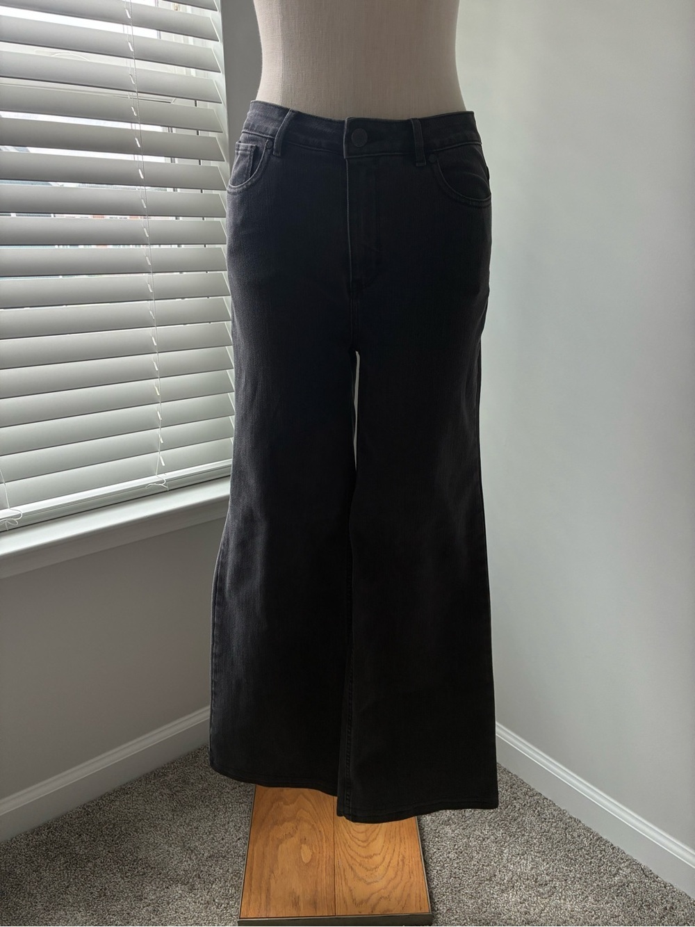 Soft Surroundings Women's Washed Black Wide Leg Jeans